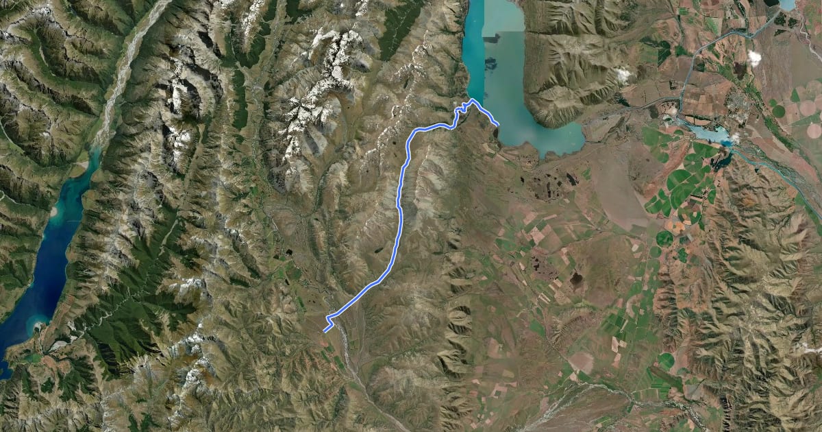Маршрут TA08g East Ahuriri Track на спутниковом снимке