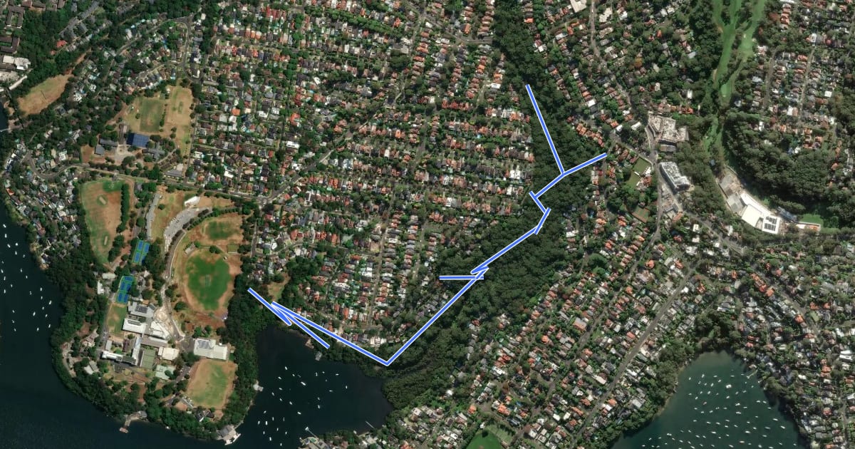 Маршрут Tambourine Bay to Warraroon Reserve Bushwalk на спутниковом снимке