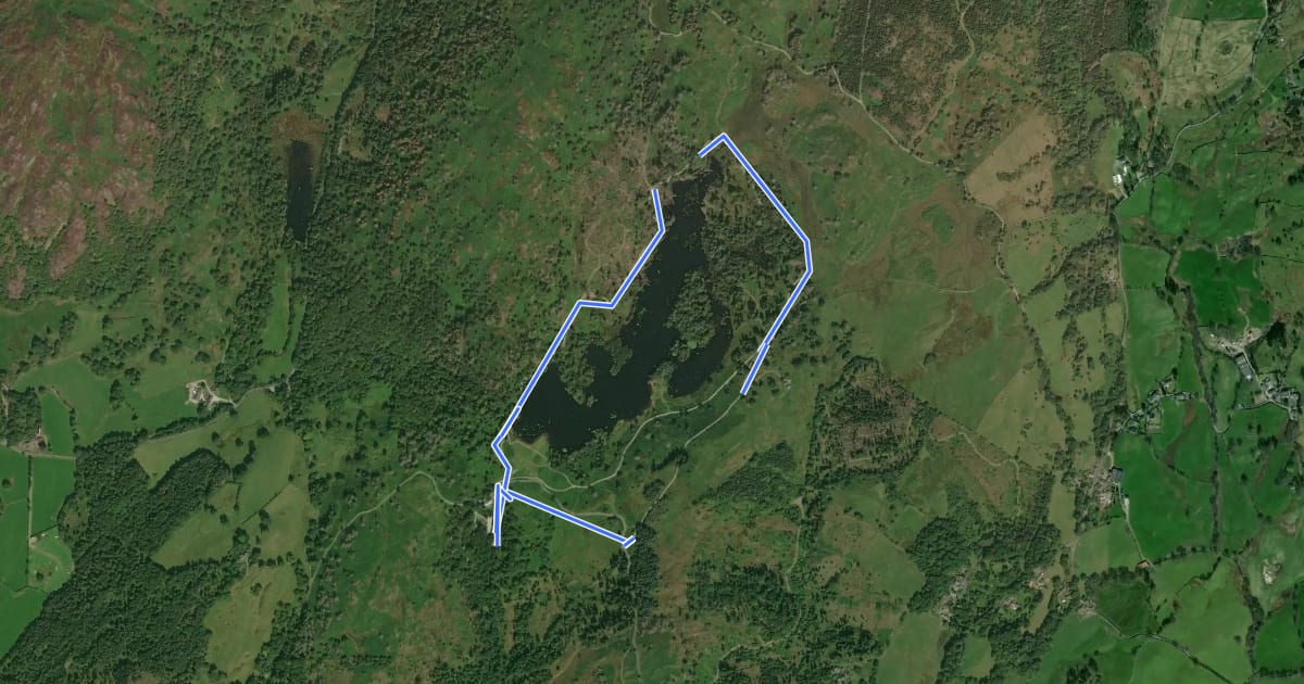 Маршрут Tarn Hows circular walk, Tarn Hows and Coniston, South Lakes Outdoors на спутниковом снимке