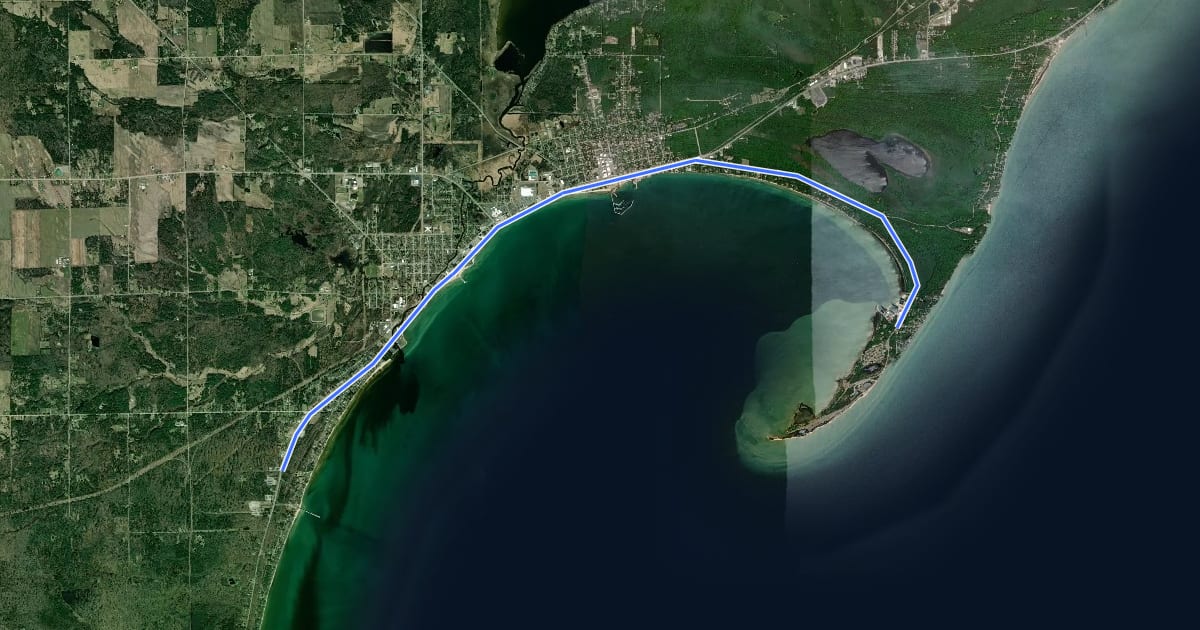 Маршрут Tawas Bay Bike Trail на спутниковом снимке