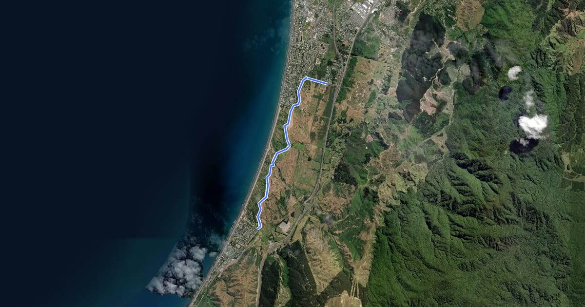 Маршрут Te Ara o Whareroa Shared Trail на спутниковом снимке