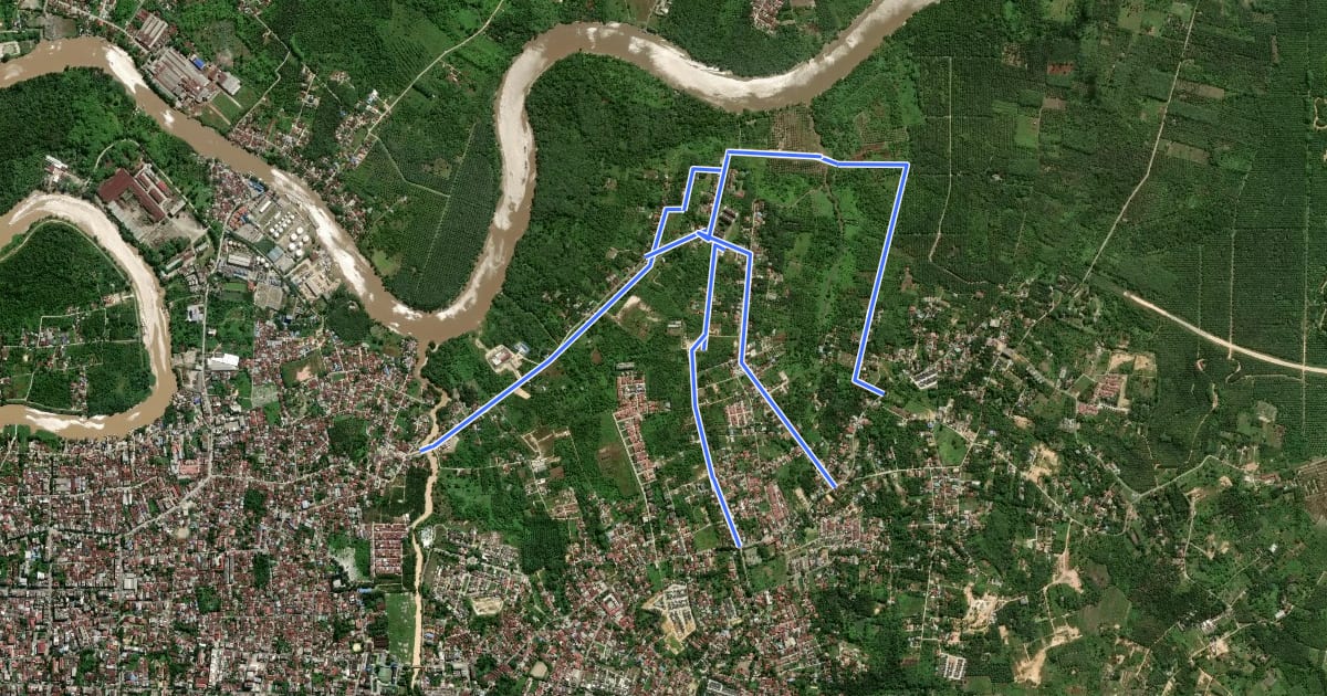 Маршрут Tenayan MTB Rute Sumber Sari на спутниковом снимке