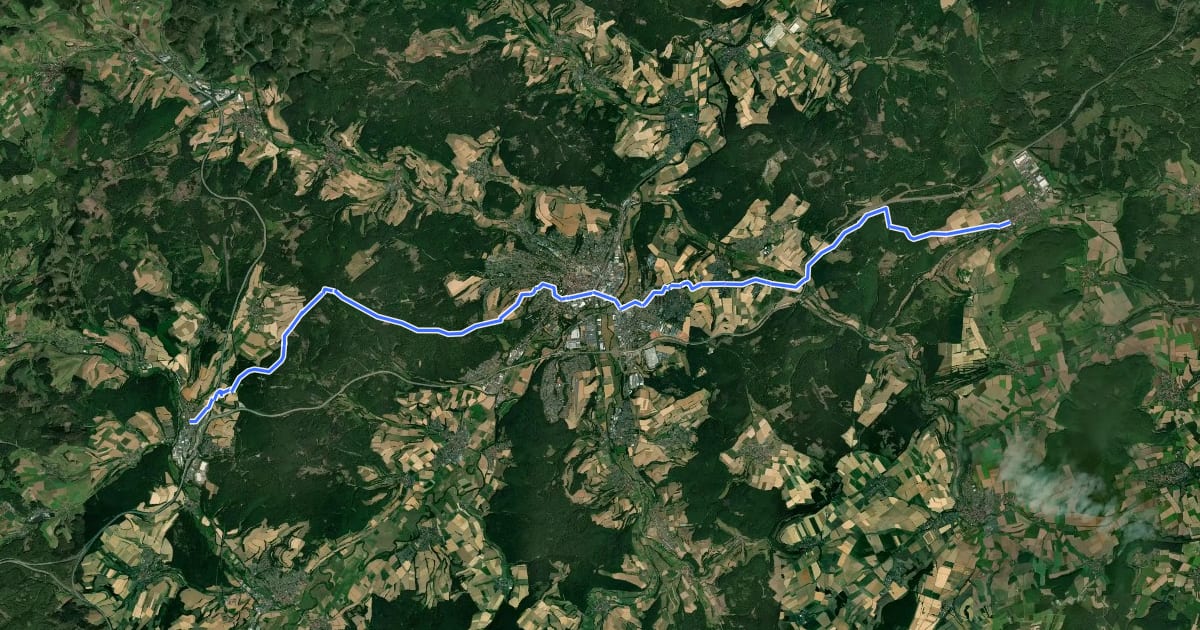 Маршрут Thüringen-Hessen-Rhein-Wanderweg 03, Friedewald - Kirchheim на спутниковом снимке