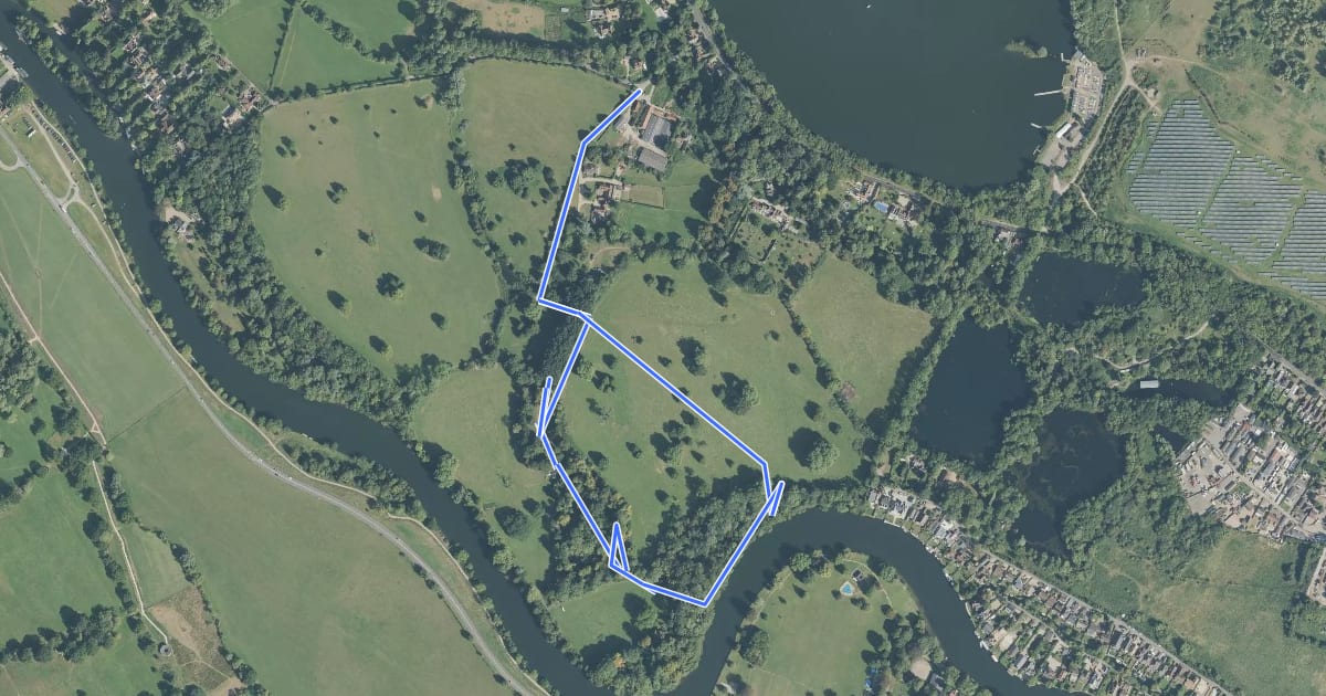 Маршрут The Park Circular Walk at Ankerwycke на спутниковом снимке