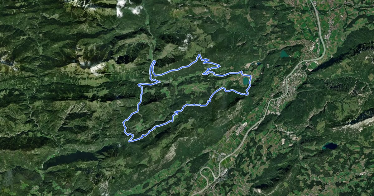 Маршрут Thierseer Panorama - Tour на спутниковом снимке
