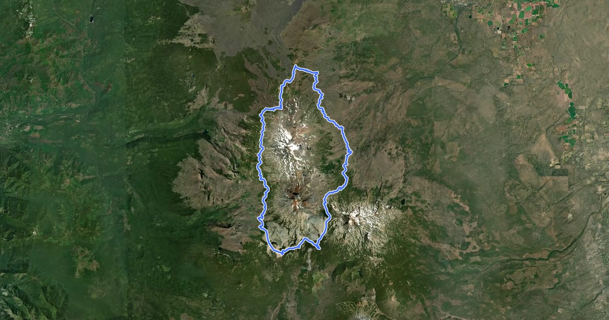 Маршрут Three Sisters Loop Trail на спутниковом снимке