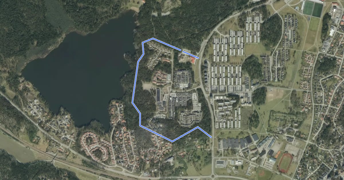 Маршрут Tibble Elljusspår 1.9 km на спутниковом снимке