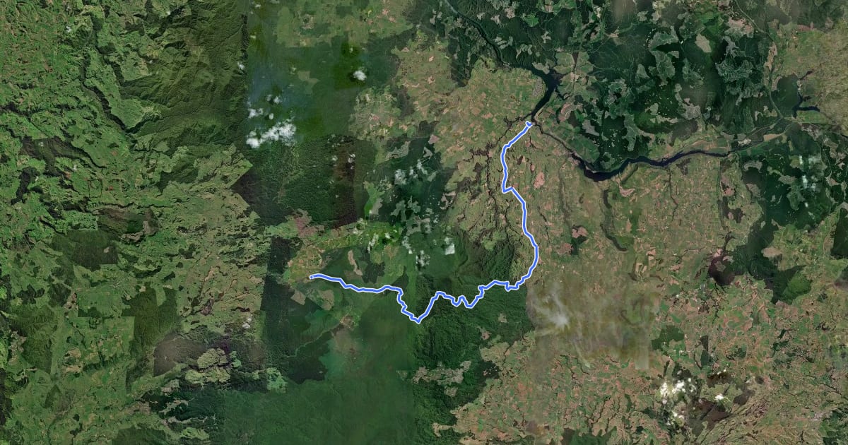 Маршрут Timber Trail Connection Waikato River TA на спутниковом снимке
