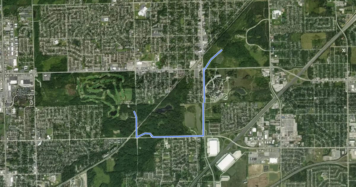 Маршрут Tinley Creek Blue Paved Trail на спутниковом снимке