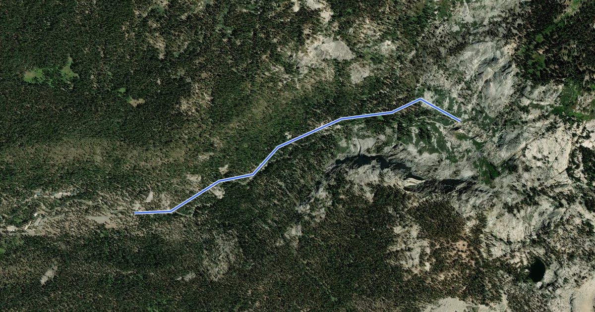 Маршрут Tokopah Falls Trail на спутниковом снимке