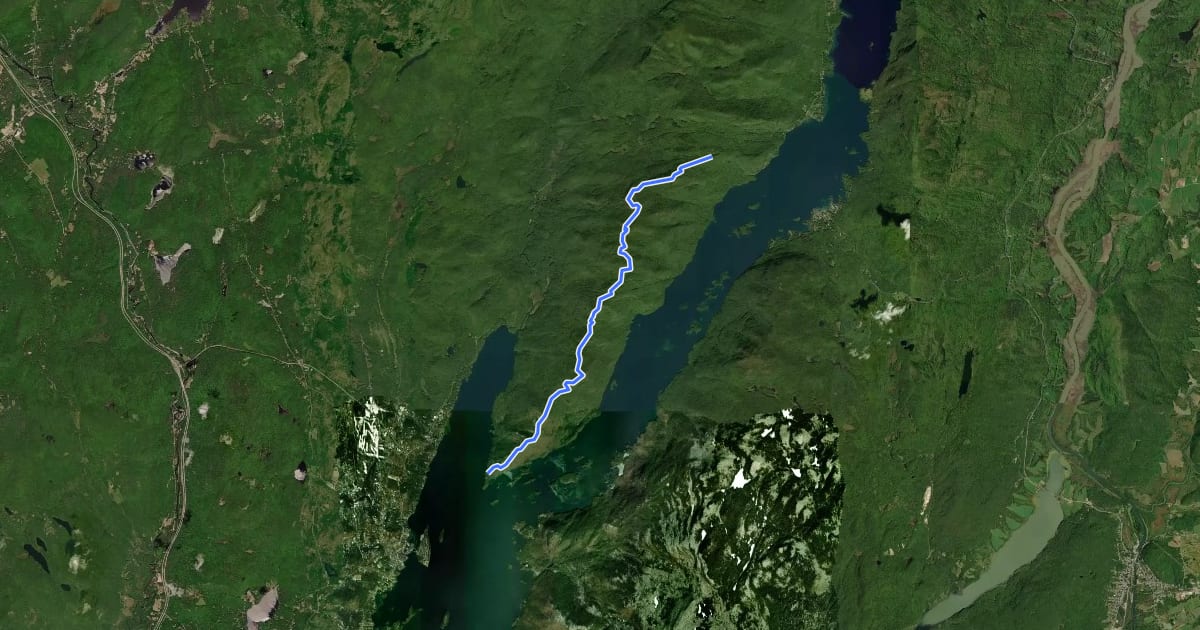 Маршрут Tongue Mountain Range Trail на спутниковом снимке