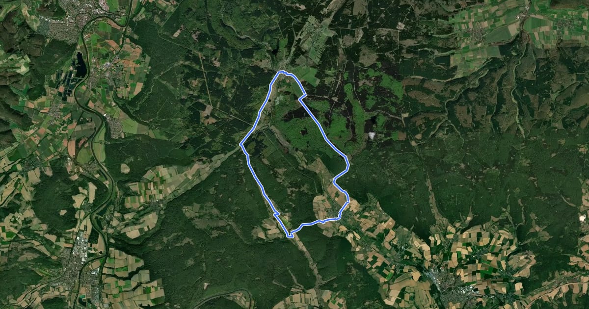 Маршрут Tour 9 ErlebnisWald - Familientour на спутниковом снимке