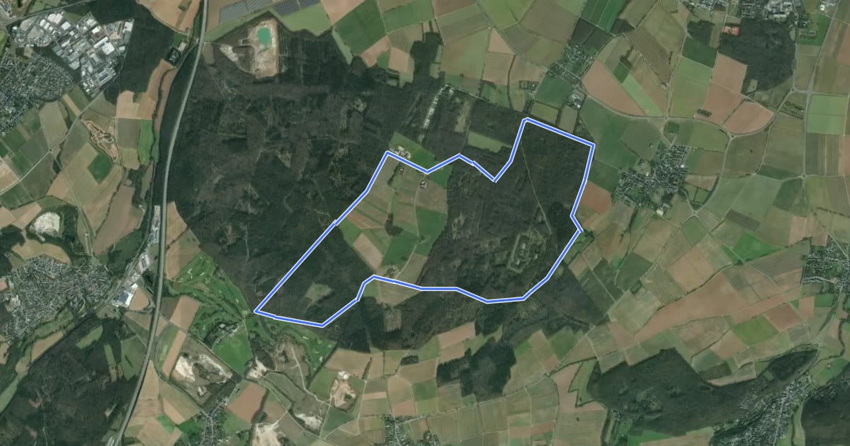 Маршрут Tour Burg Zievel на спутниковом снимке
