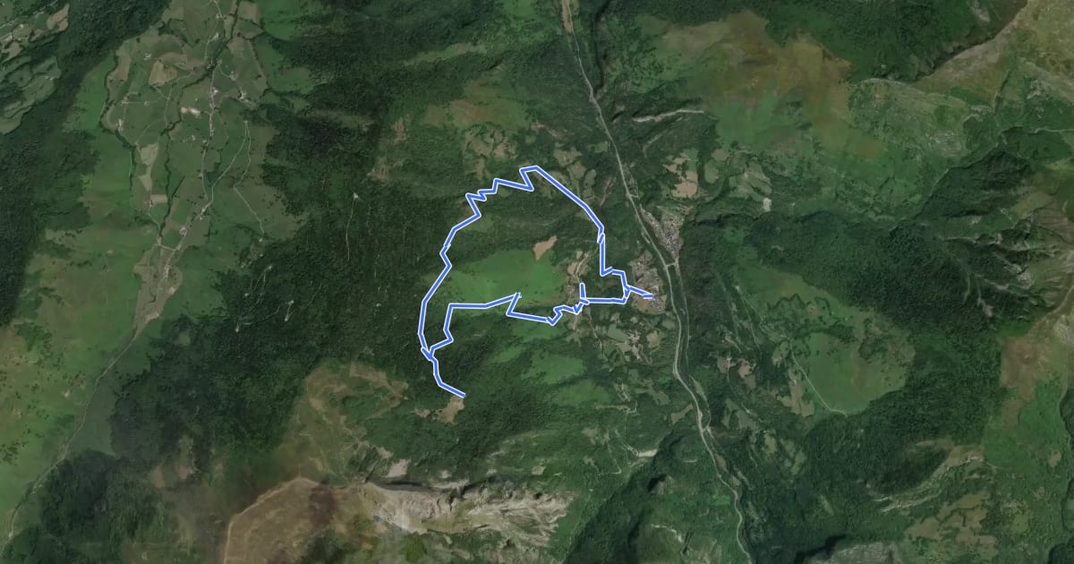 Маршрут Tour d'Ayriré par Udapet asp64 на спутниковом снимке