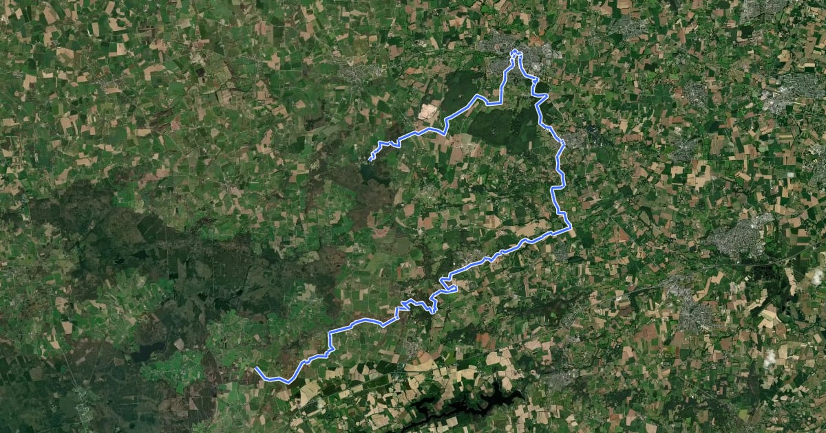 Маршрут Tour de Brocéliande, Bonamenay - Étang de Trémelin на спутниковом снимке