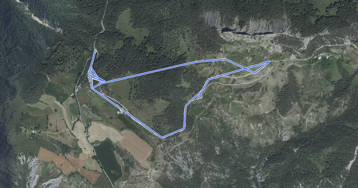 Маршрут Tour de l'Auche на спутниковом снимке