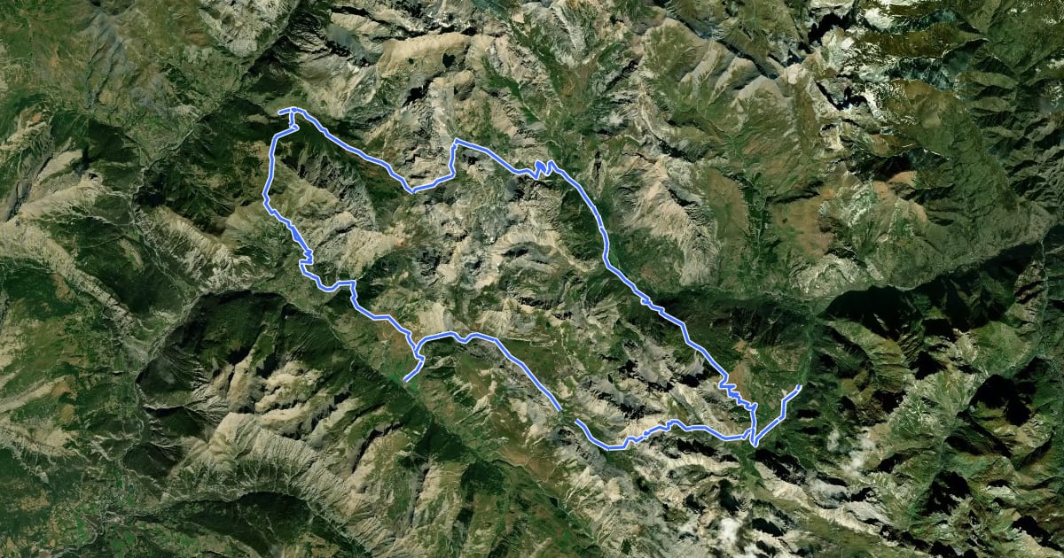 Маршрут Tour de l'Oronaye на спутниковом снимке