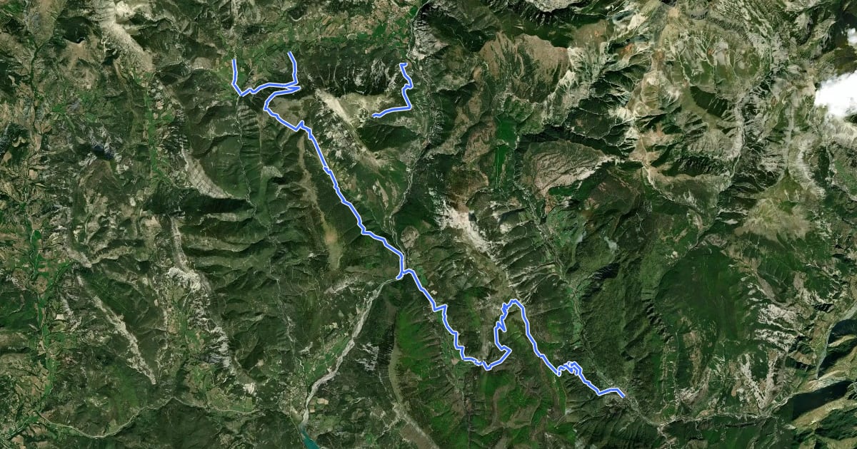 Маршрут Tour de la Vallée de la Vaïre на спутниковом снимке