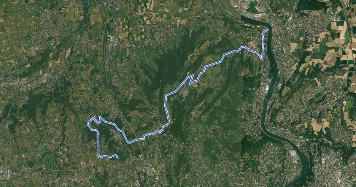 Маршрут Tour de Lyon, du Fort du Paillet à la Saône на спутниковом снимке