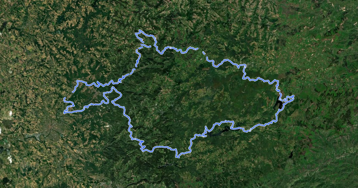 Маршрут Tour de Pays des Hautes-Terres d'Oc на спутниковом снимке
