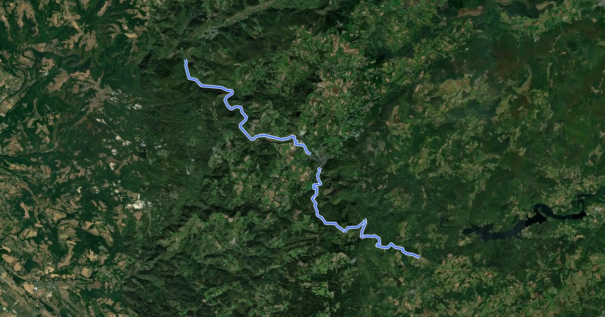 Маршрут Tour de Pays des Hautes-Terres d'Oc variante на спутниковом снимке