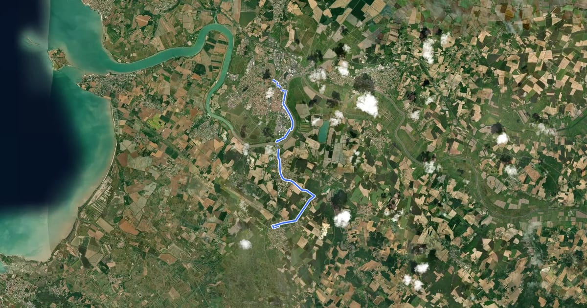 Маршрут Tour de Saintonge, accès gare de Rochefort на спутниковом снимке