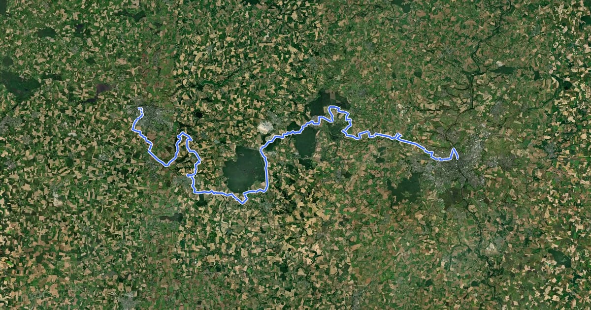 Маршрут Tour des Marches de Bretagne на спутниковом снимке