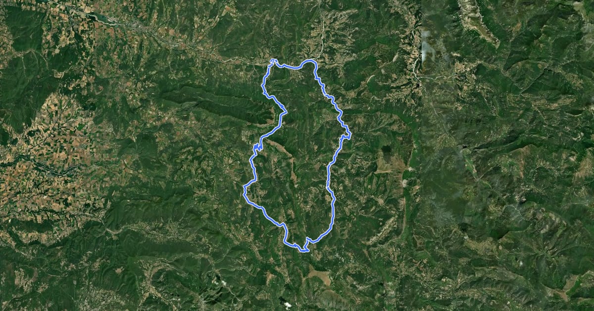 Маршрут Tour des trois vallées на спутниковом снимке