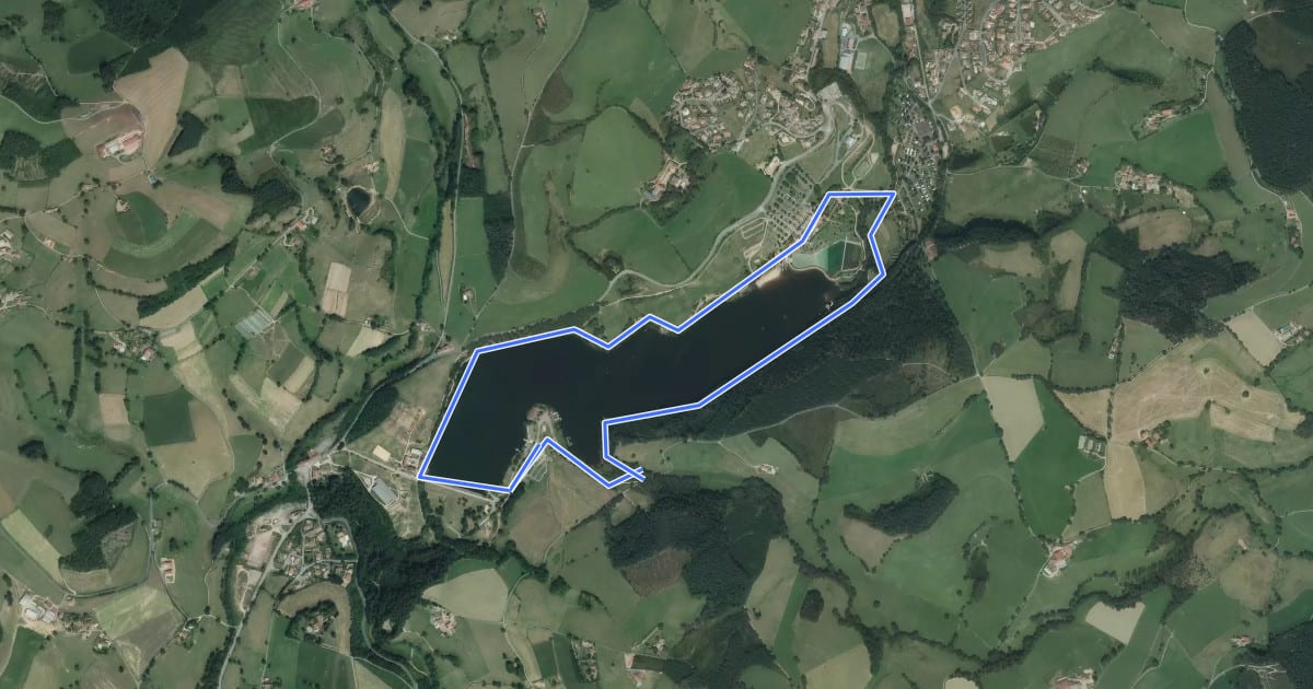 Маршрут Tour du Lac на спутниковом снимке
