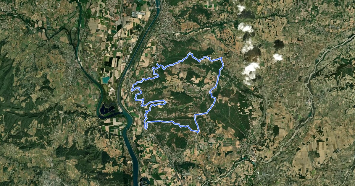 Маршрут Tour du Massif d'Uchaux на спутниковом снимке