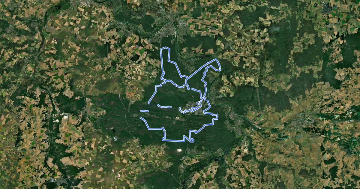 Маршрут Tour du Massif de Fontainebleau à Vélo на спутниковом снимке