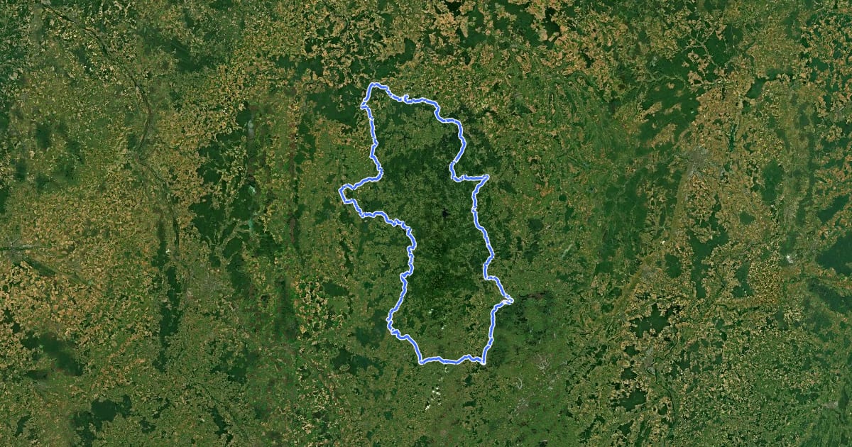 Маршрут Tour du Morvan extérieur (touristique) на спутниковом снимке