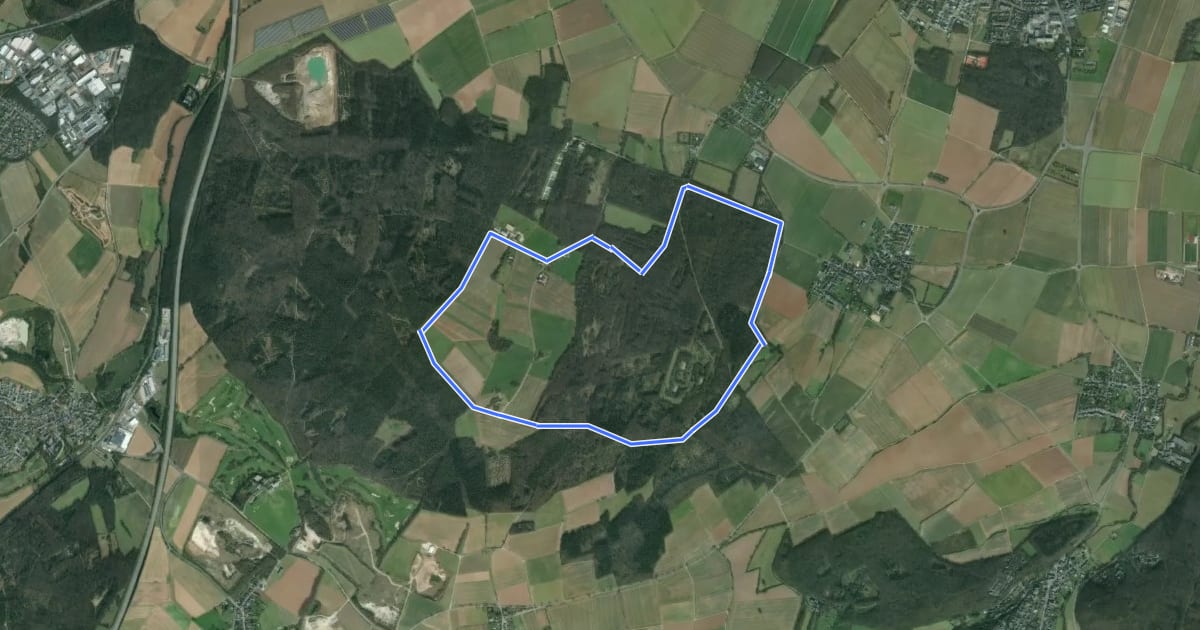 Маршрут Tour Lauerzberg на спутниковом снимке