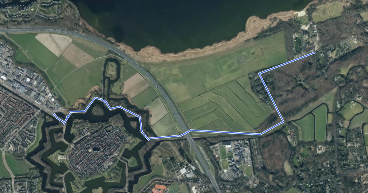 Маршрут Traject 7 - Naarden-Oud Valkenveen на спутниковом снимке