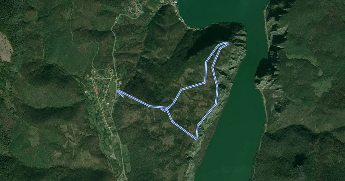 Маршрут Traseul ecoturistic Ciucaru Mare – Cazanele Mari на спутниковом снимке