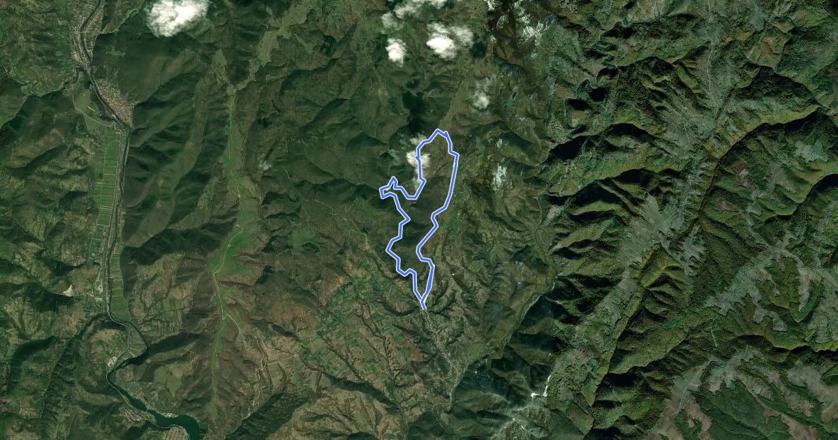 Маршрут Traseul ecoturistic Racovăț-Boldovin (red dot) на спутниковом снимке