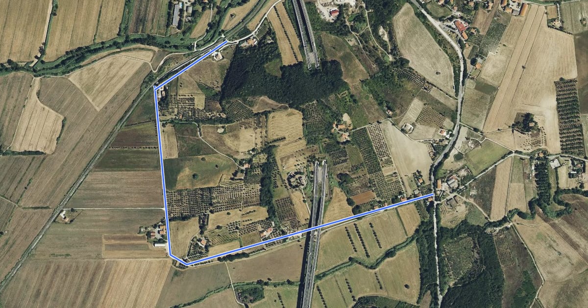 Маршрут Traversata delle Colline Livornesi (100C - via Pie' di Grotti) на спутниковом снимке