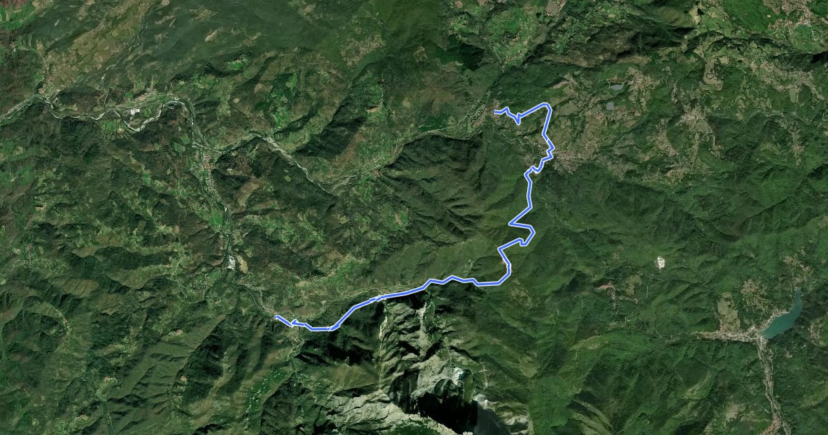Маршрут Trekking Lunigiana 11 на спутниковом снимке