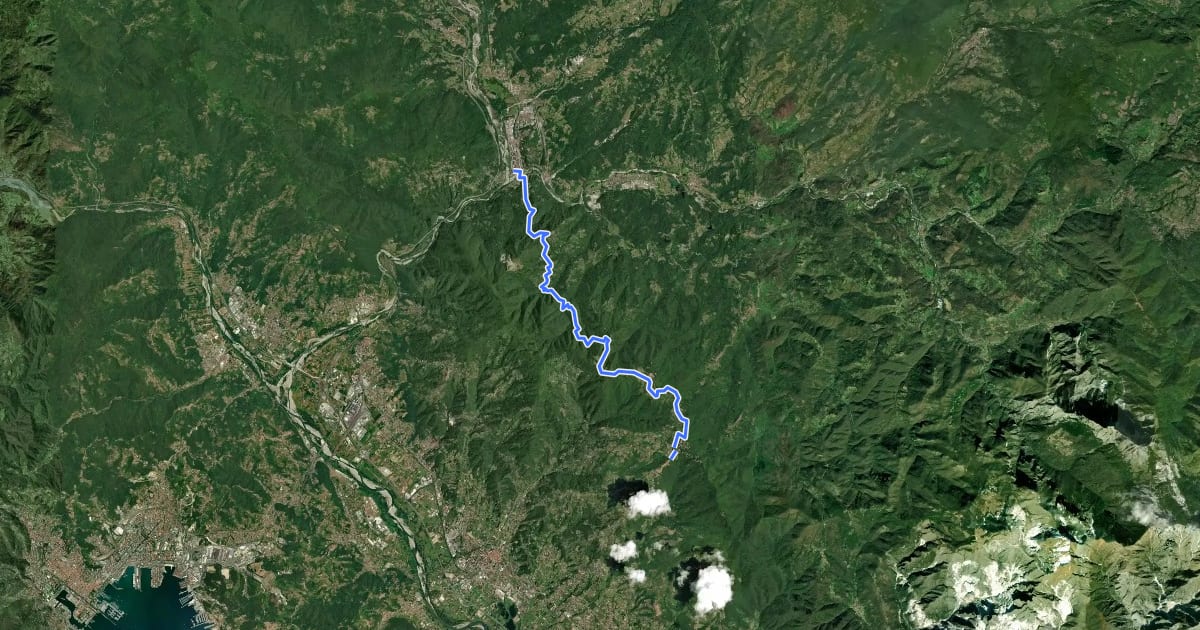 Маршрут Trekking Lunigiana 13 на спутниковом снимке
