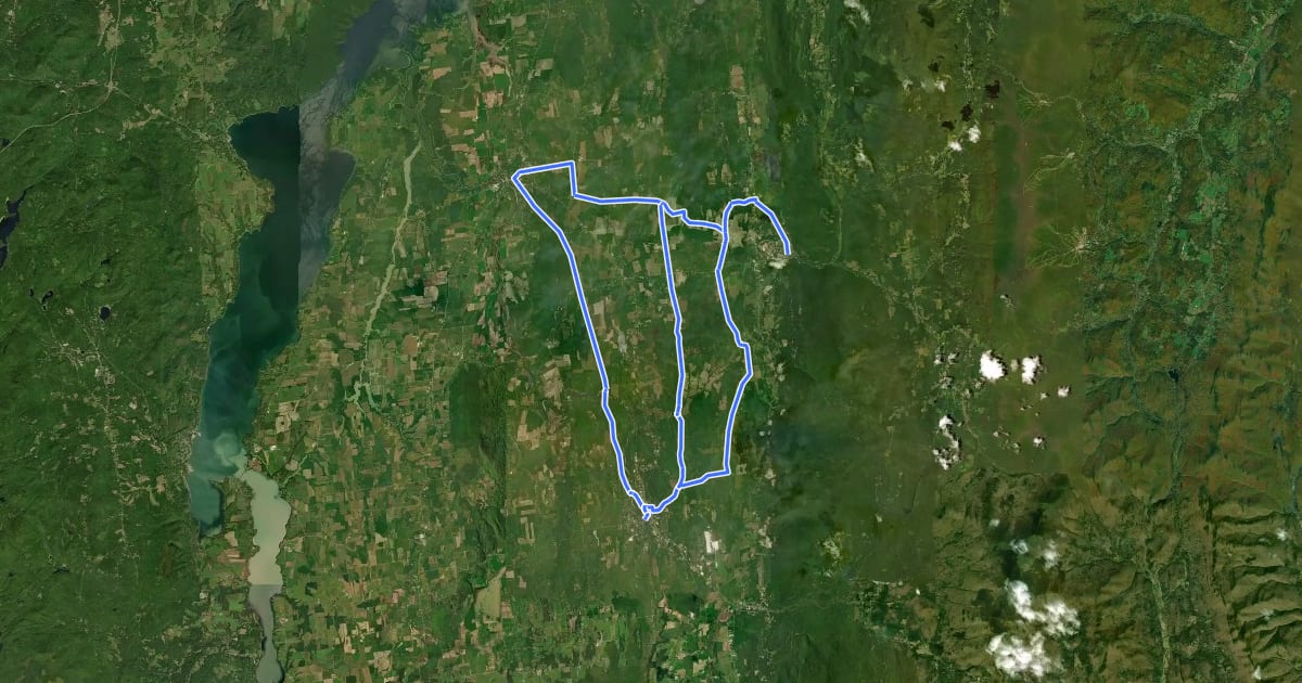 Маршрут Triangle Bike Route на спутниковом снимке