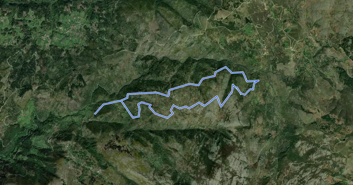 Маршрут Trilho do Glaciar e do Alto Vez на спутниковом снимке