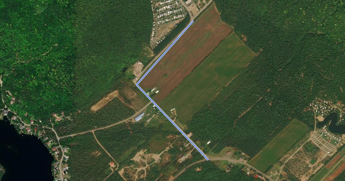 Маршрут Tronçon du chemin du Lac Bell на спутниковом снимке
