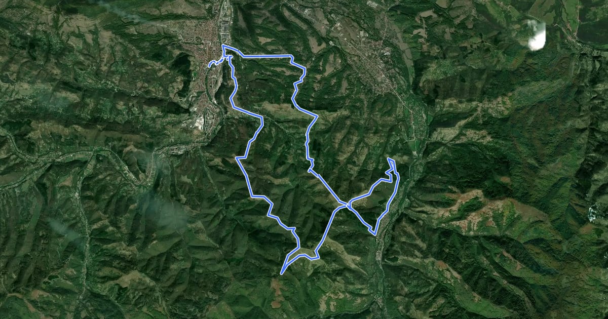 Маршрут Troyan Run 28 km на спутниковом снимке