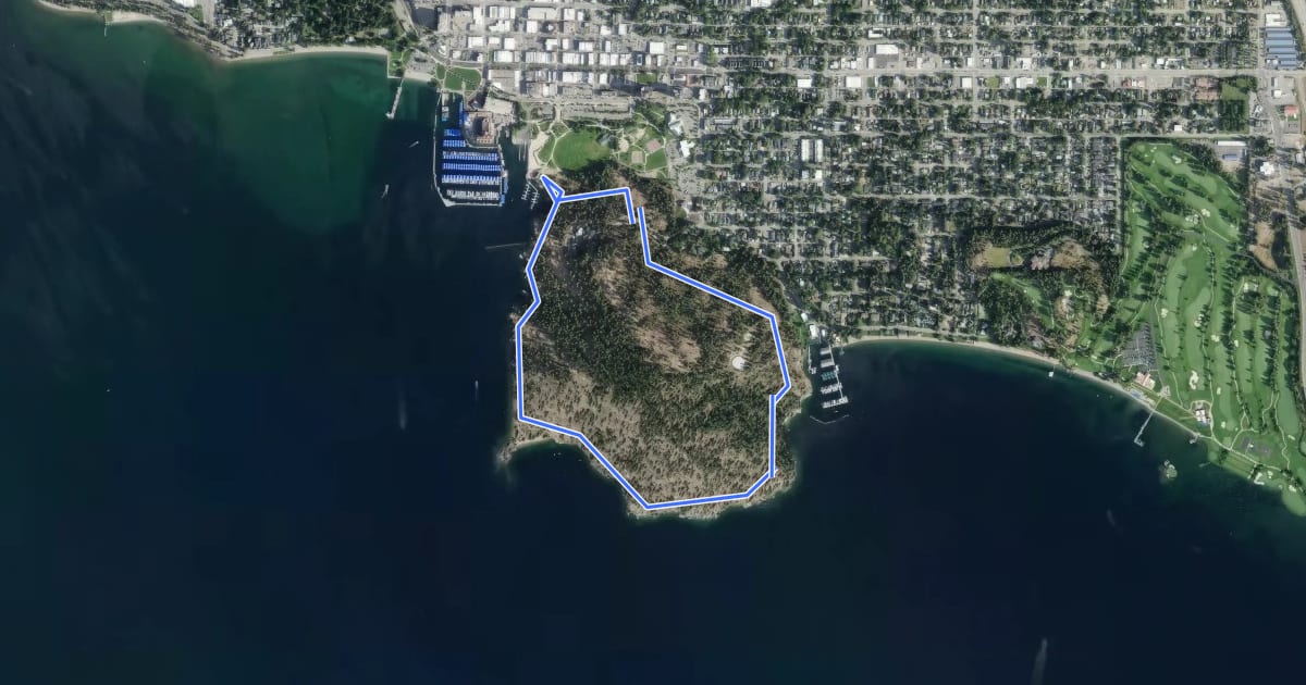 Маршрут Tubbs Hill Main Trail на спутниковом снимке