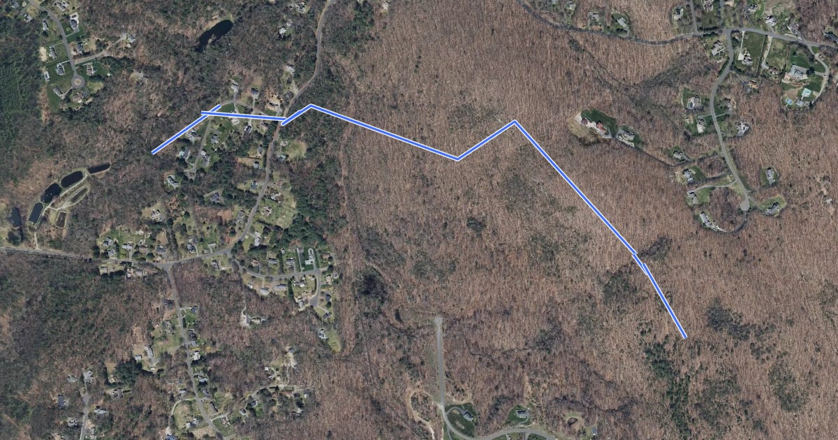 Маршрут Tunxis Blue-Red North Trail на спутниковом снимке