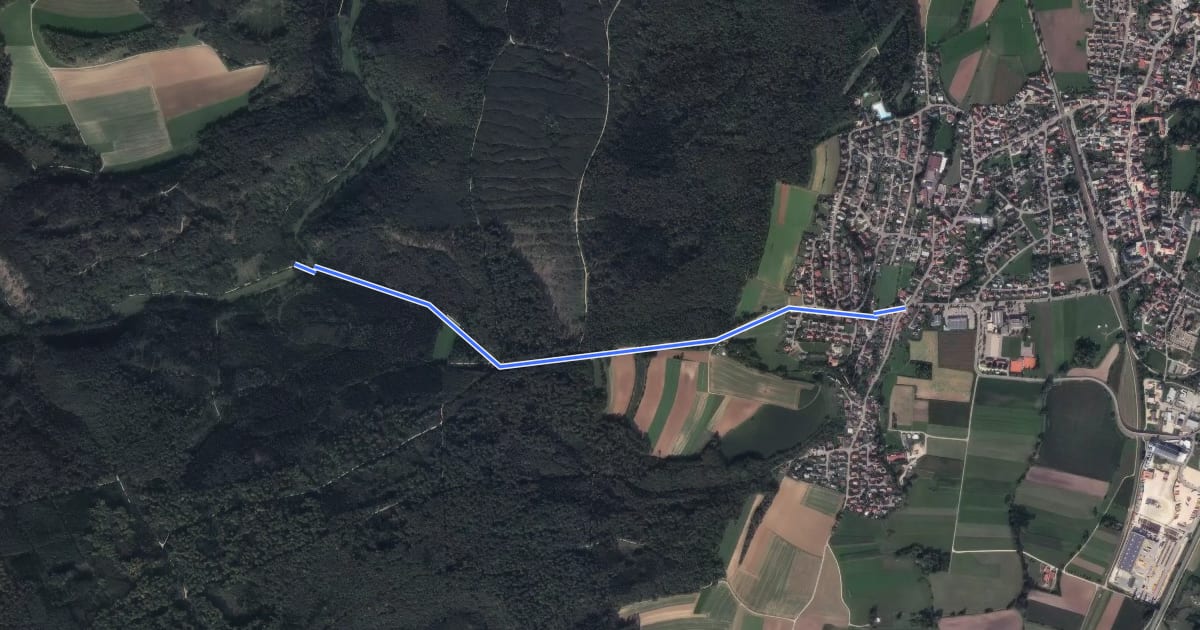 Маршрут Äußerer Zugangsweg des Schwäbischen Albvereins (blaues Dreieck) на спутниковом снимке