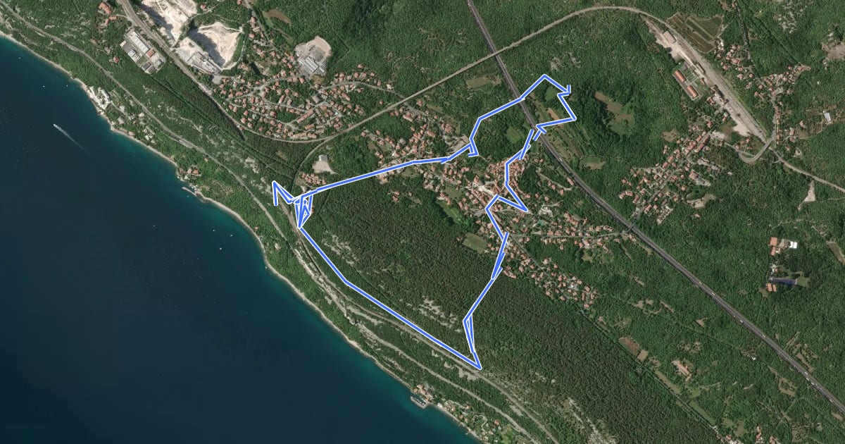 Маршрут Učna pot Nabrežina / Percorso didattico Aurisina на спутниковом снимке