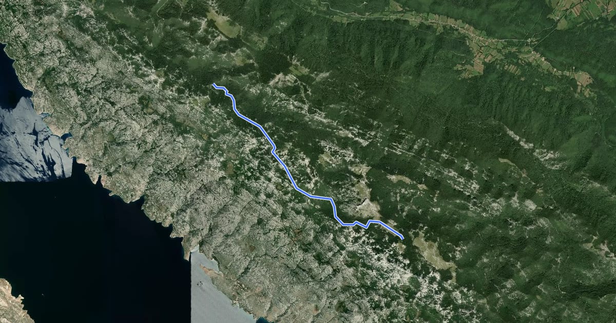 Маршрут Šugarska duliba - Piskovita kosica на спутниковом снимке