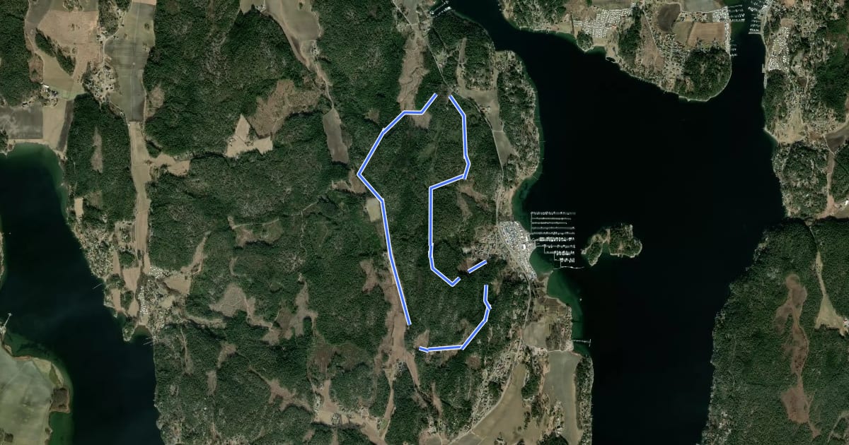 Маршрут Ullerøy gult turforslag на спутниковом снимке