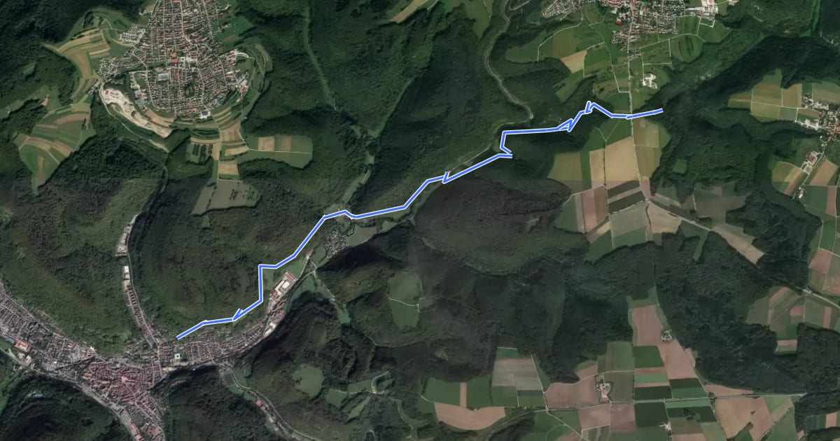 Маршрут Urach - Falkensteiner Höhle - Heidengraben на спутниковом снимке